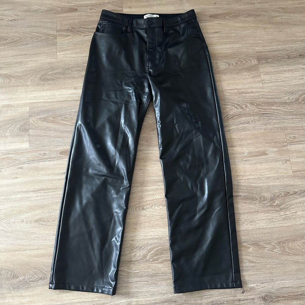 Abercrombie The 90s Relaxed Leather Pants